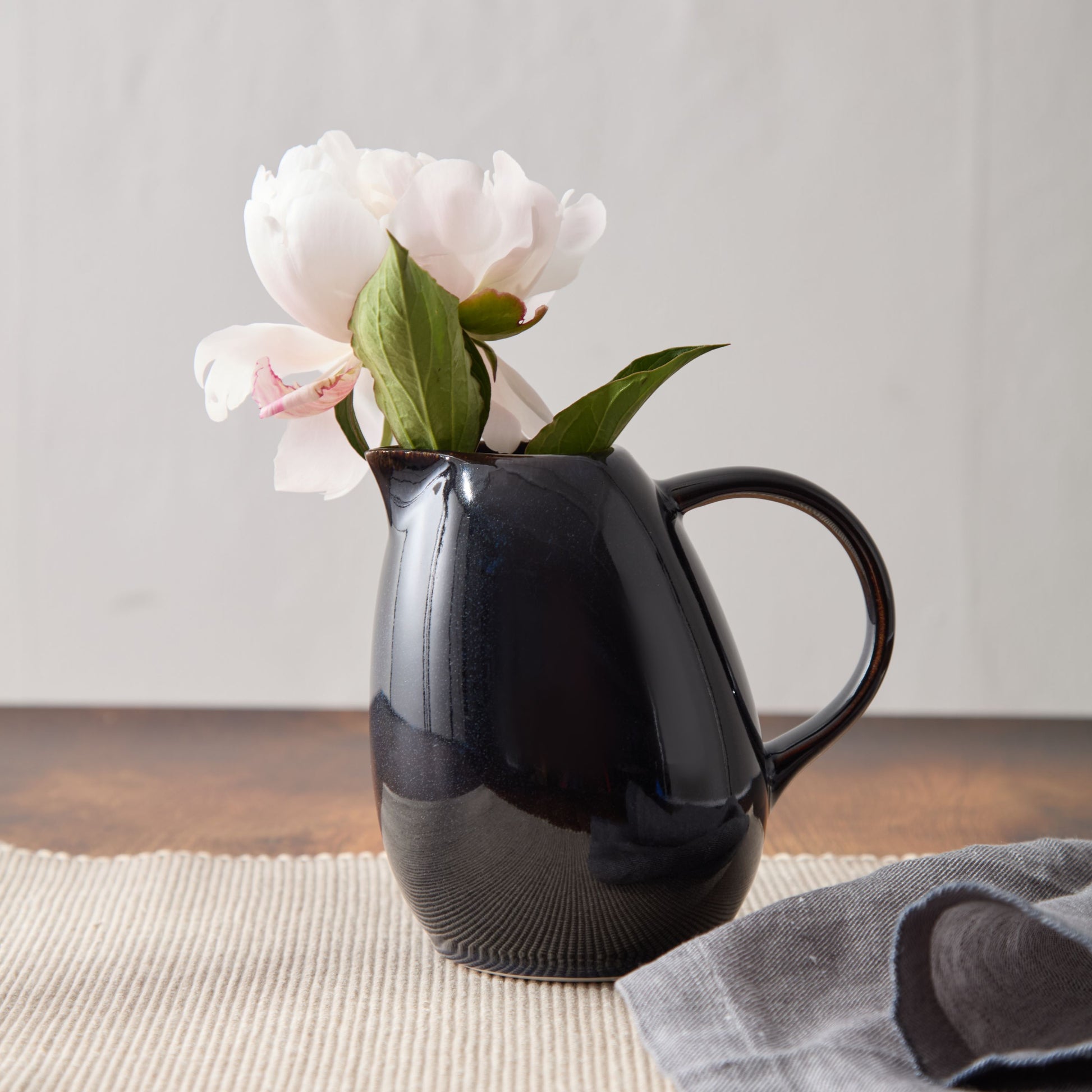 jars ceramistes tourron pichet pitcher_indigo