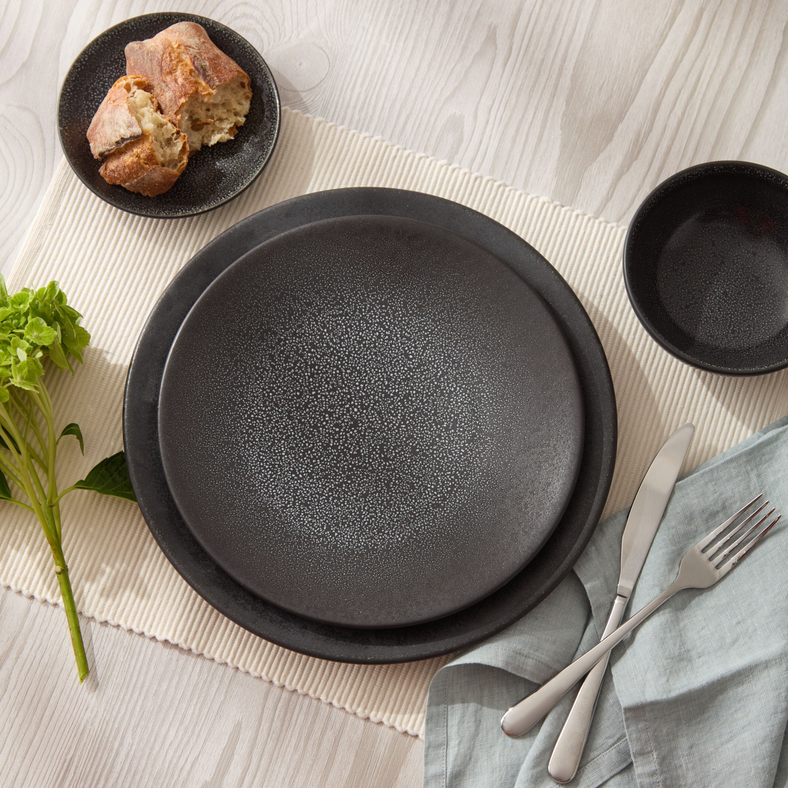 jars ceramistes tourron plates_celeste