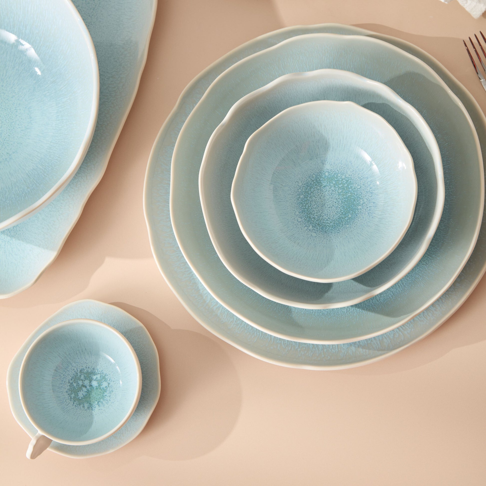 Plume Cup and Saucer - Atoll