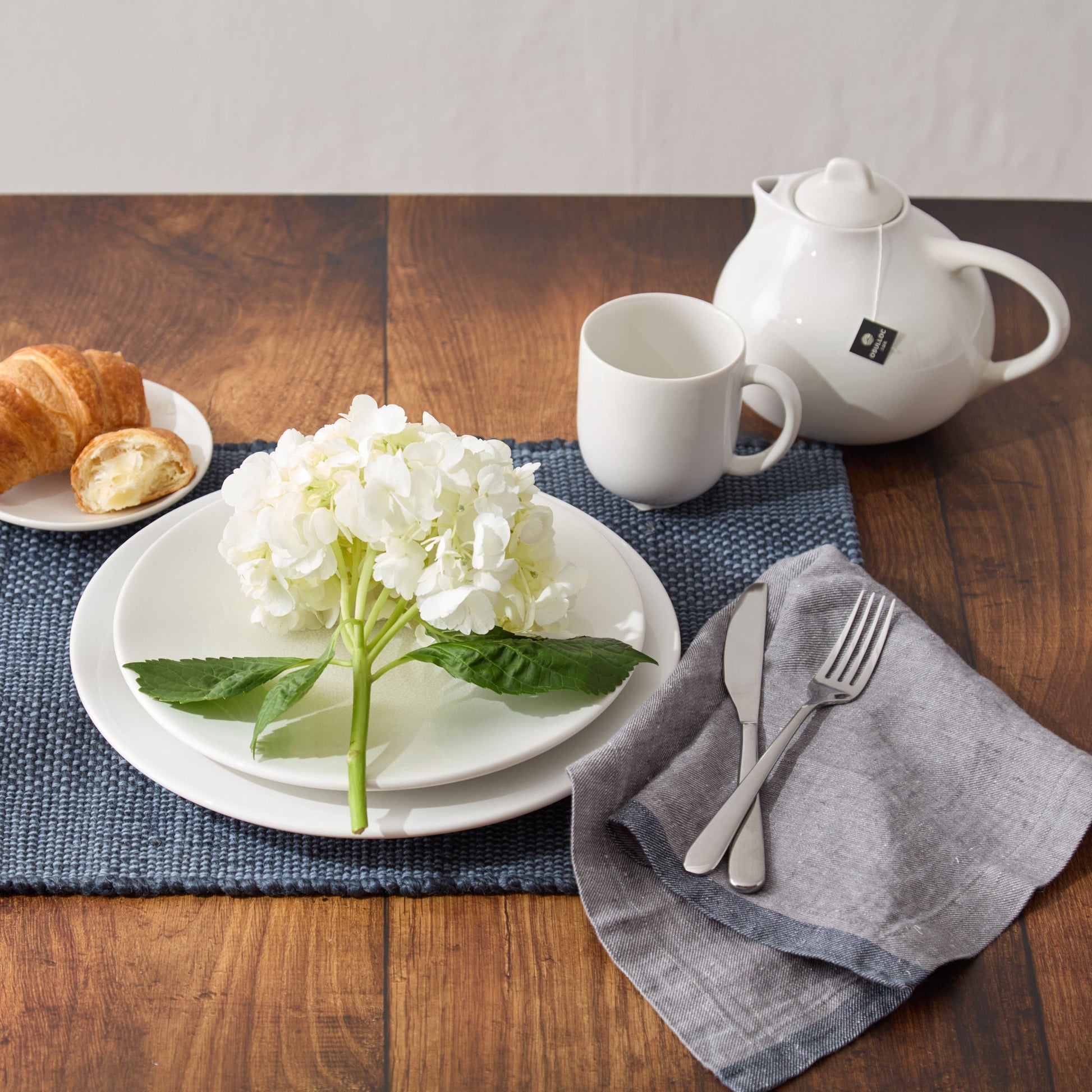 jars ceramistes tourron theiere teapot_neige