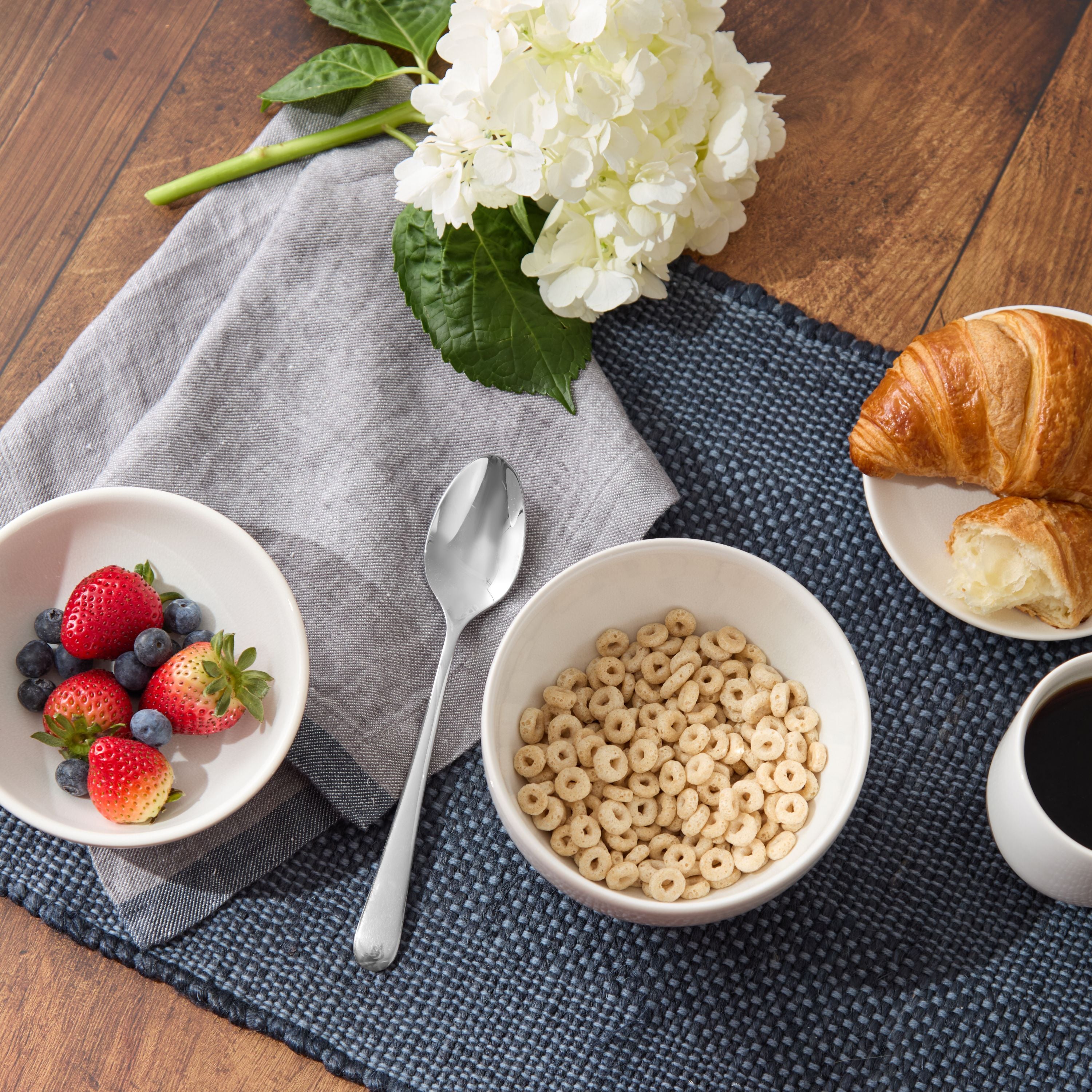 jars ceramistes tourron cereal bowl_neige