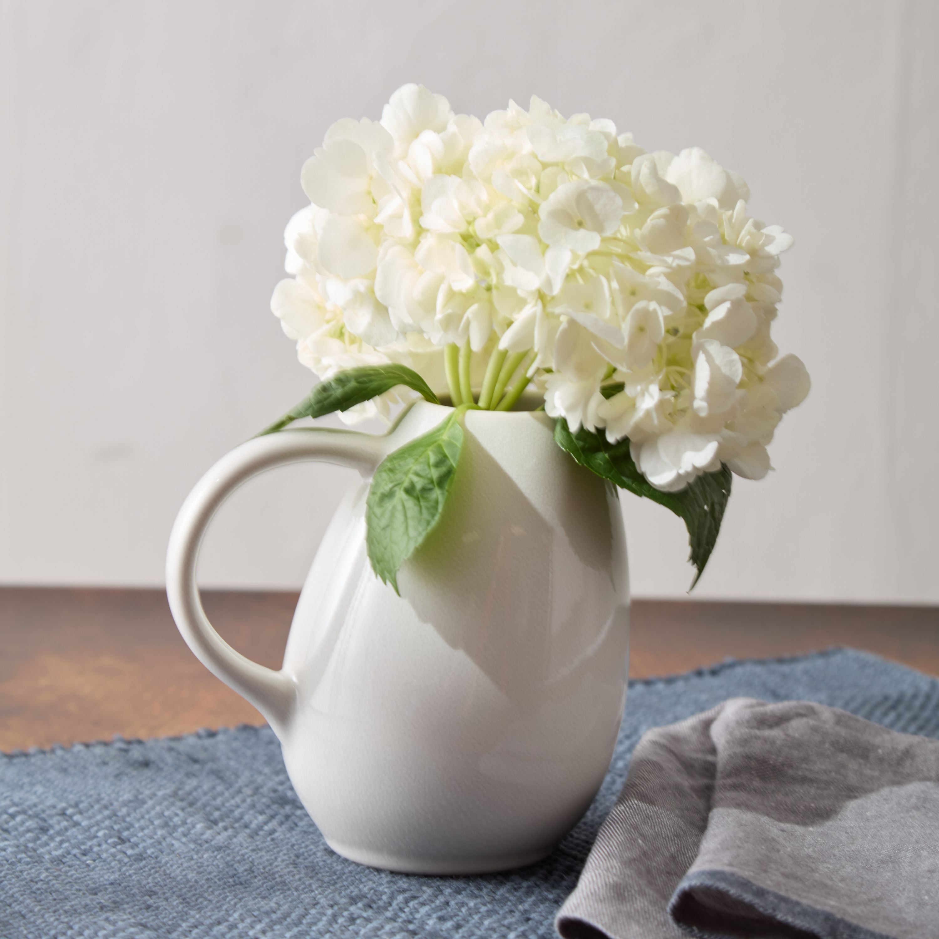 jars ceramistes tourron pichet pitcher_neige