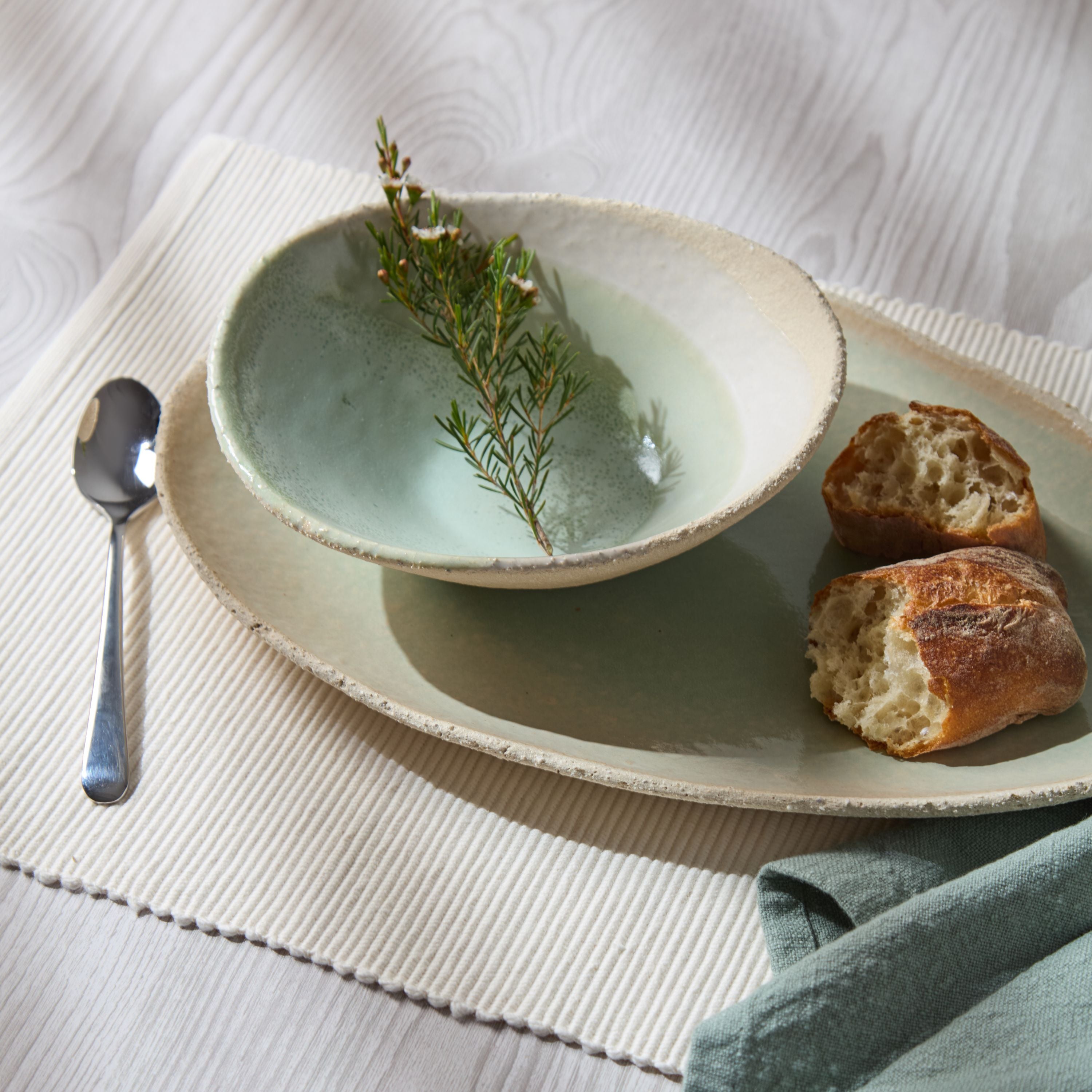 Jars Céramistes Plat Oval, Oval serving platter, Vert
