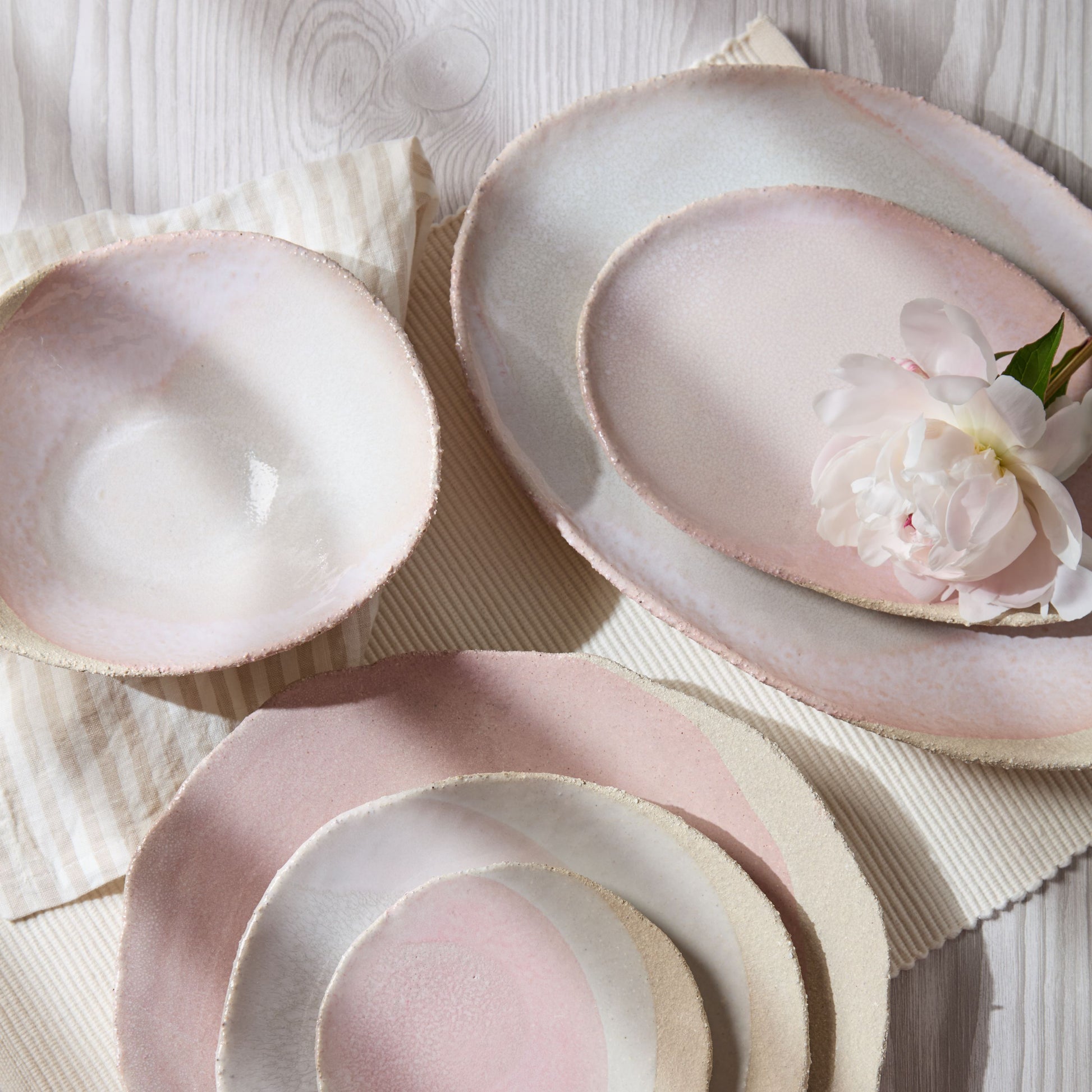 Jars Céramistes Plat Oval, Oval serving platter, Rose