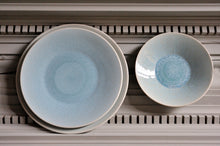 Jars Céramistes Vuelta Round Dish / Shallow Serving Bowl Vuelta Round Dish / Shallow Serving Bowl